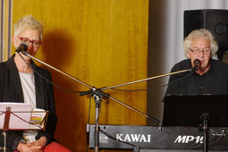 Frau Anja Faller, Theaterpädagogin & Clownin; Herr Reinhard Link, Musik  Keyboard